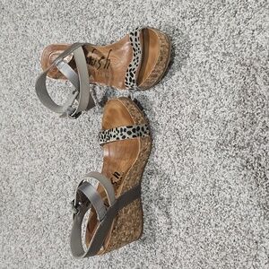 Wedge sandals